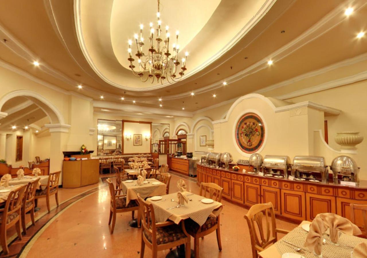 Tea County Hotel Munnar Kültér fotó